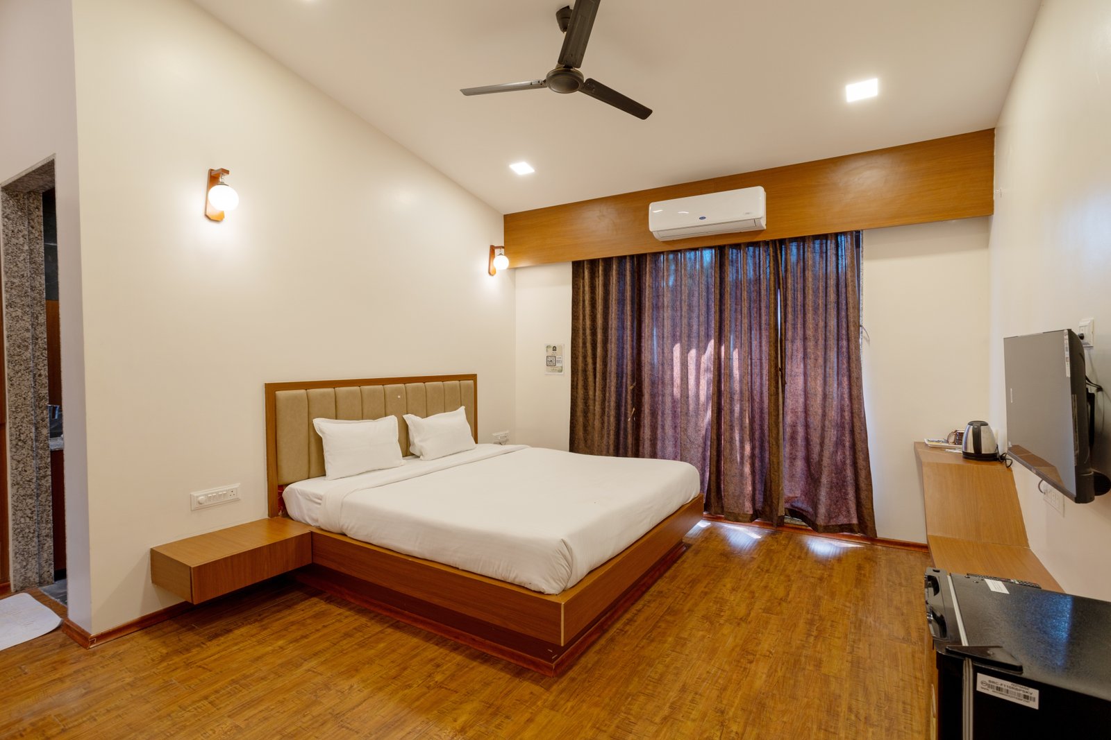 Anniversary Celebration 4